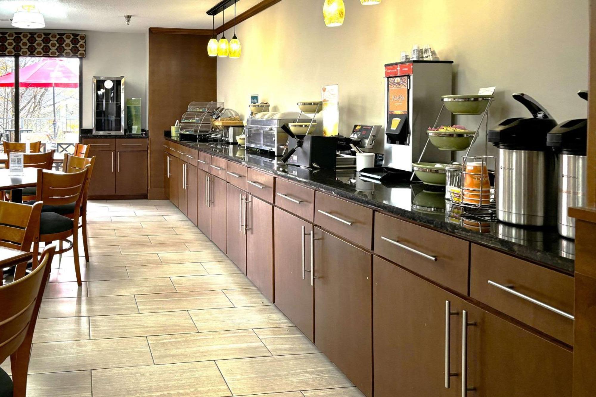 Quality Inn & Suites Dawsonville Zewnętrze zdjęcie