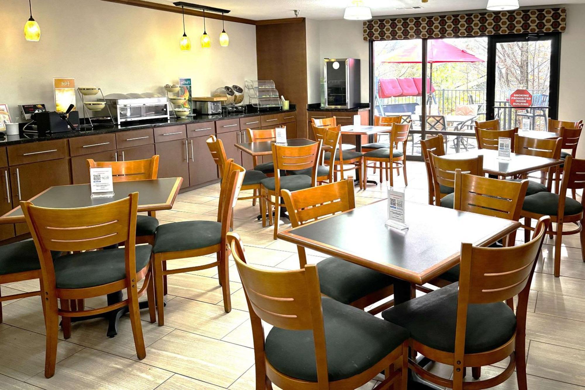 Quality Inn & Suites Dawsonville Zewnętrze zdjęcie